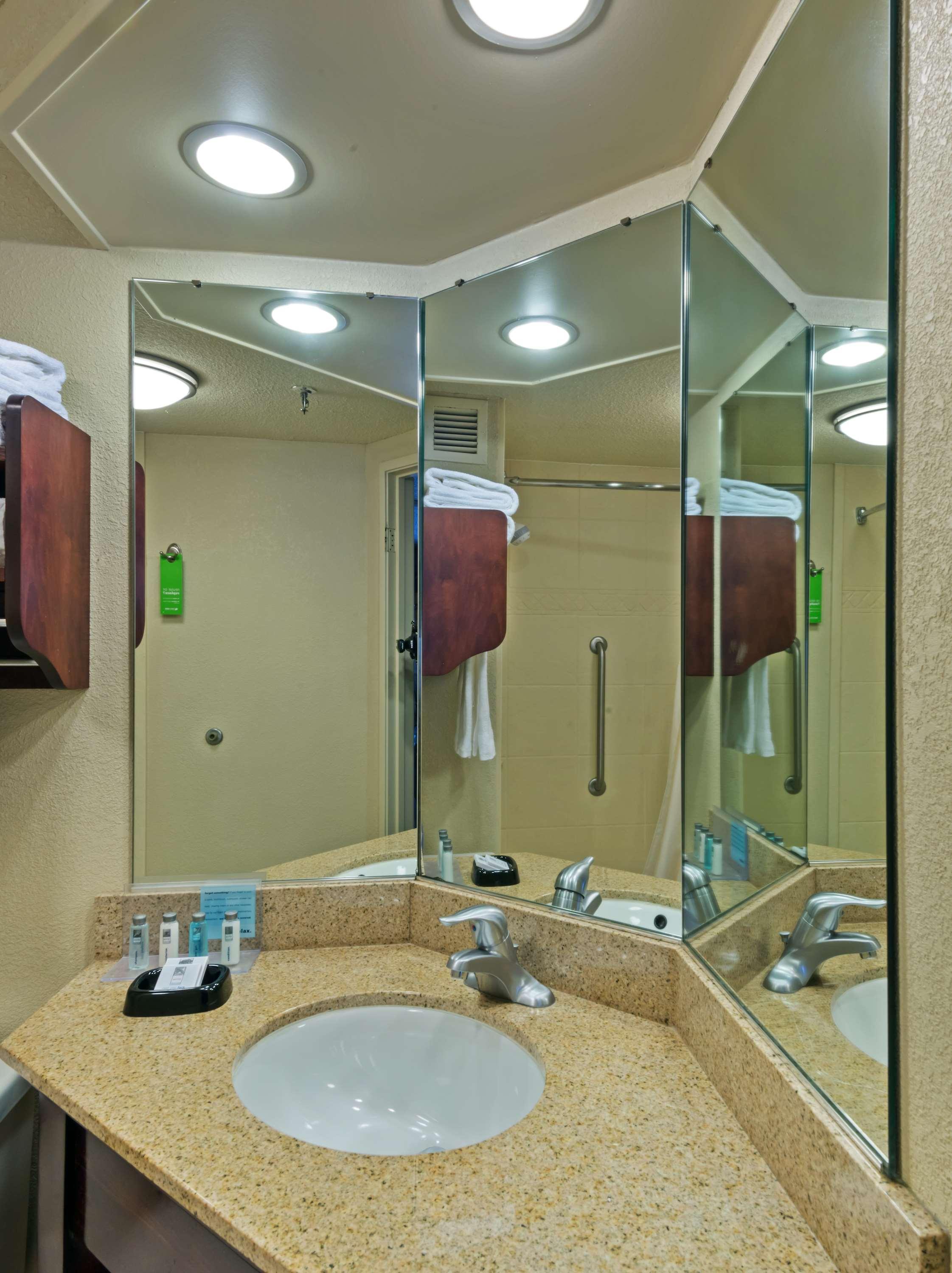 באטון רוז' Hampton Inn I-10 & College Drive מראה חיצוני תמונה
